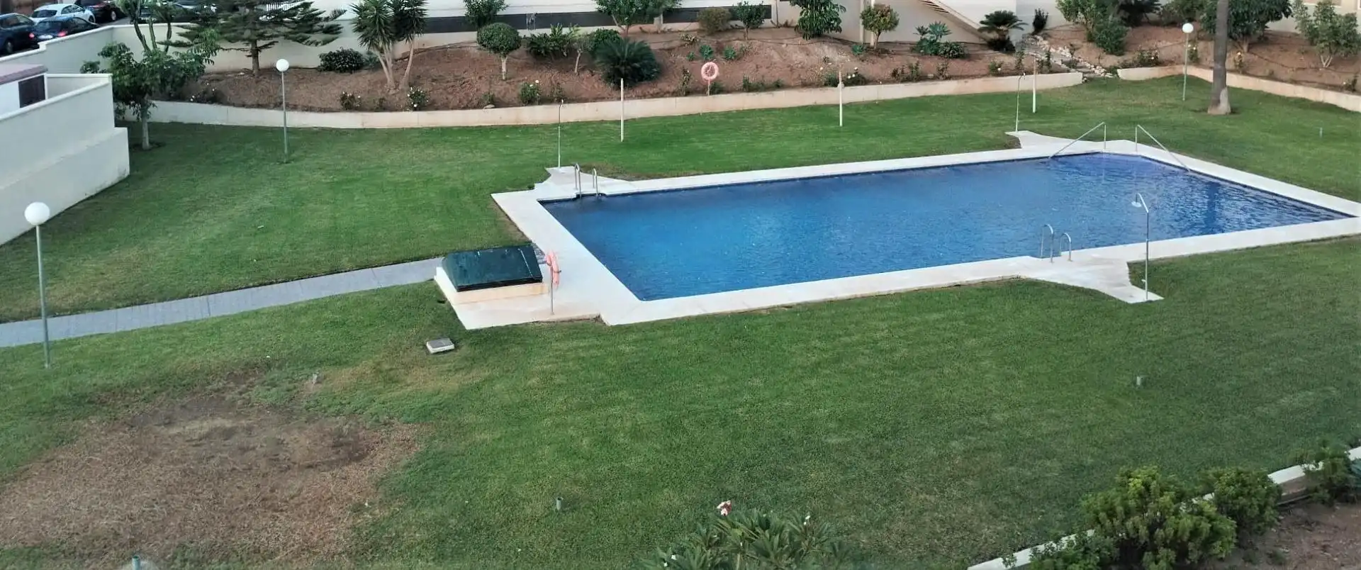 Piscina de Pis en venda en Mijas amb Aire condicionat, Jardí privat i Terrassa