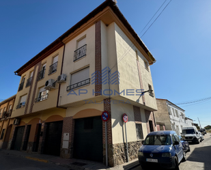 Vista exterior de Casa o xalet en venda en Talavera de la Reina amb Aire condicionat, Calefacció i Traster