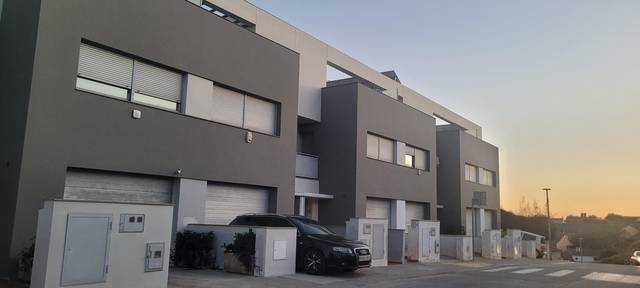 Casa-chalet en Venta en Corbins