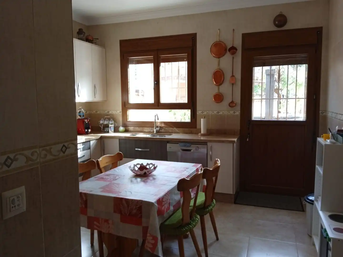 Cocina de Casa o chalet en venta en Cuevas del Becerro con Aire acondicionado, Calefacción y Jardín privado