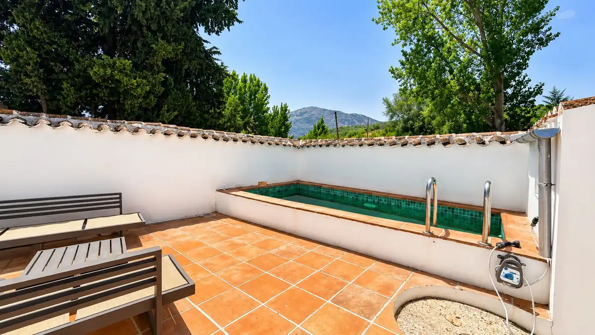 Casa rústica amb piscina en venda a Villanueva del Rosario, imagen 11