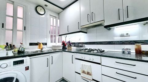 Foto 3 de Piso en venta en Hipolito Lazaro, La Salut, Badalona