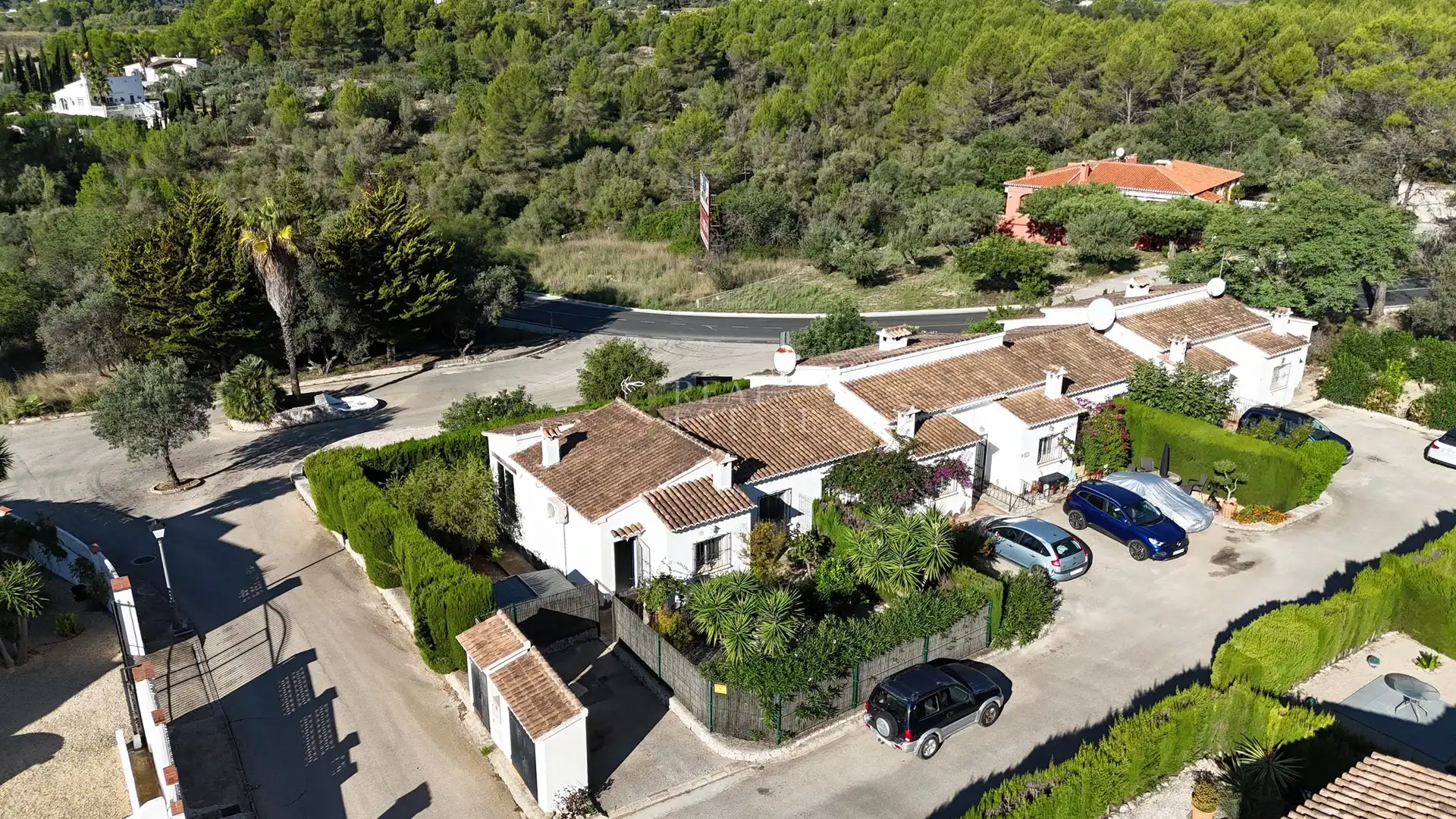 Casa con piscina in vendita a Urbinisation Puerta Del Valle