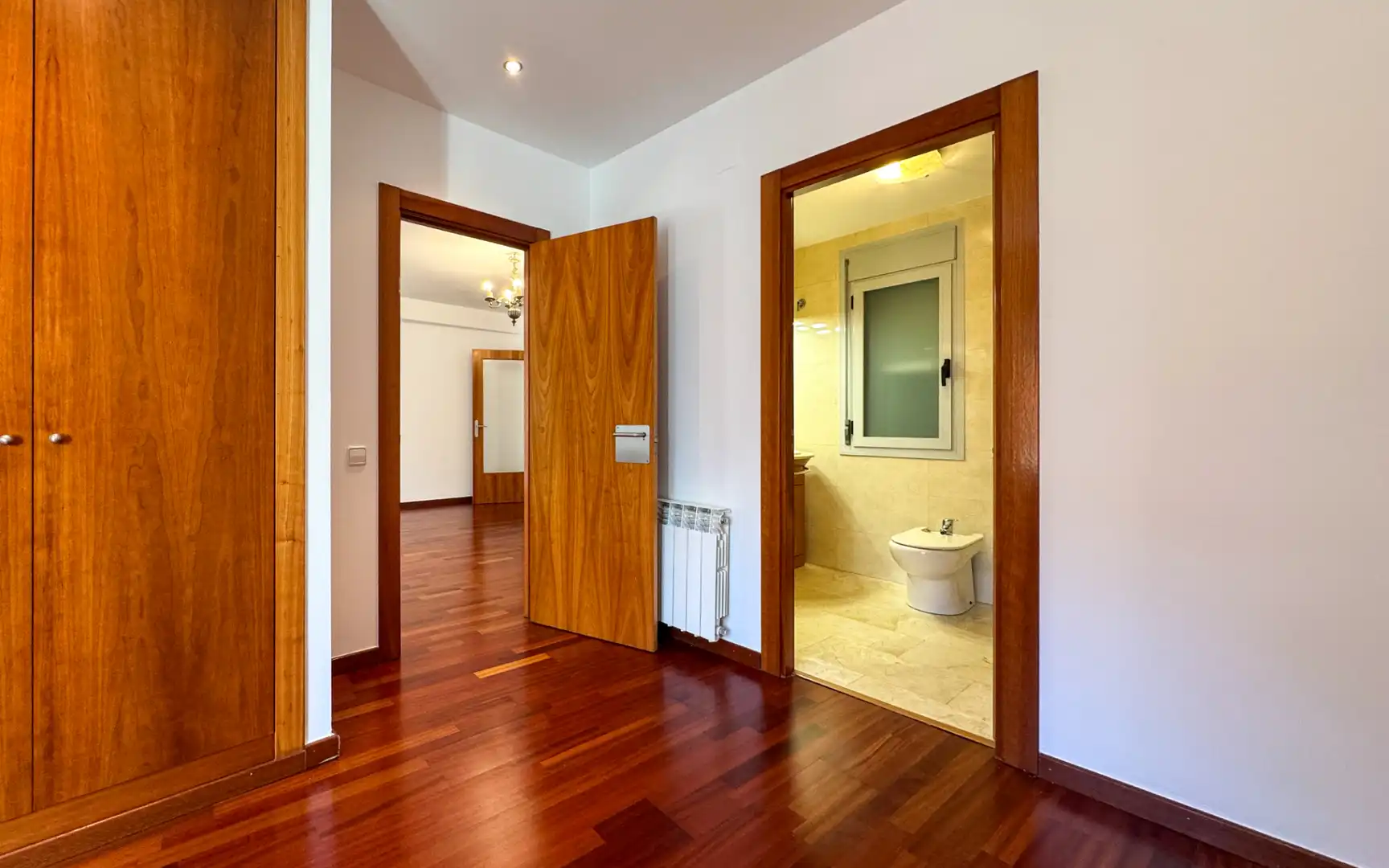 Piso en venta en Lleida con Calefacción, Parquet y Horno
