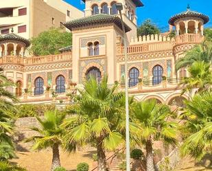 Vista exterior de Casa adosada en venda en Torremolinos amb Terrassa, Traster i Moblat