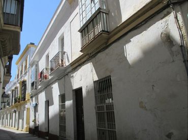House for sale in Calle Francos 39