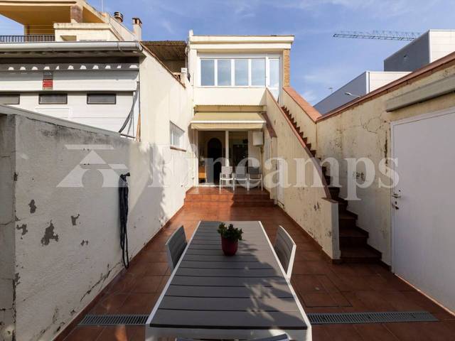 Casa-chalet en Venta en Carretera Terrassa en Can Feu