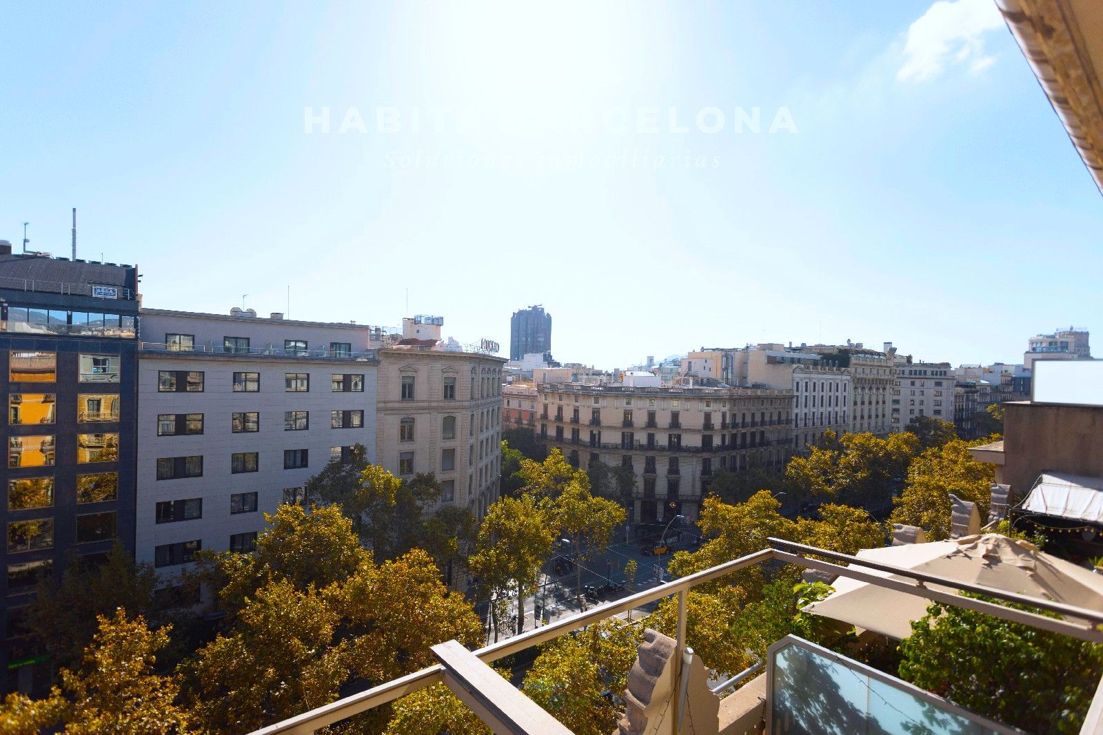 Exterior view of Attic for sale in  Barcelona Capital  with Air Conditioner, Heating and Parquet flooring