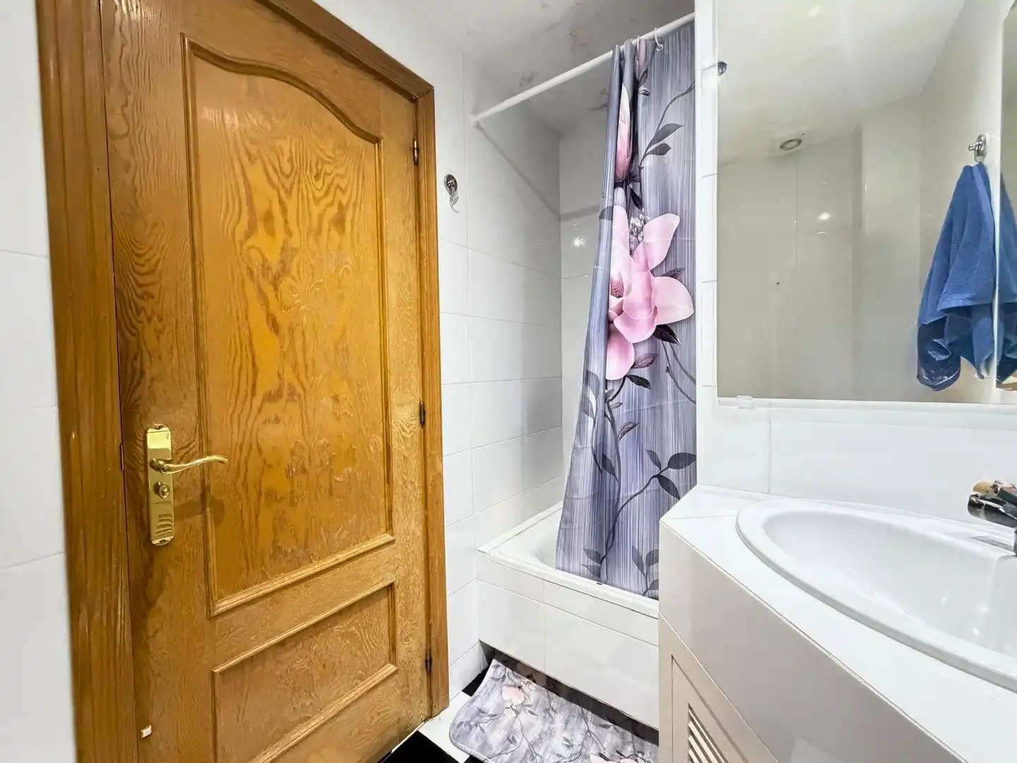 Baño de Piso en venta en San Fernando de Henares con Aire acondicionado, Calefacción y Parquet