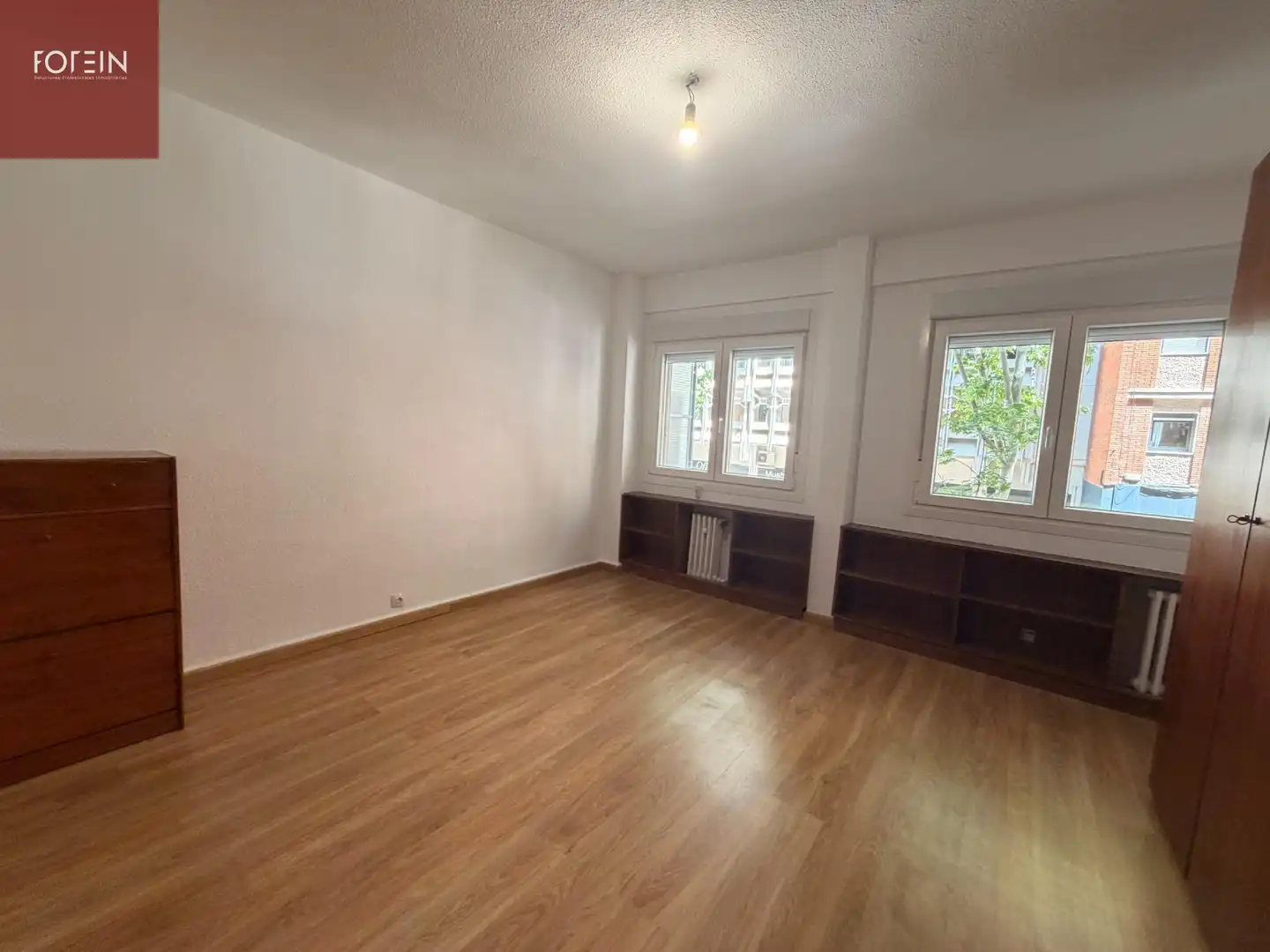 Bedroom of Flat for rent in Madrid  with Heating, Terrace and Storage room