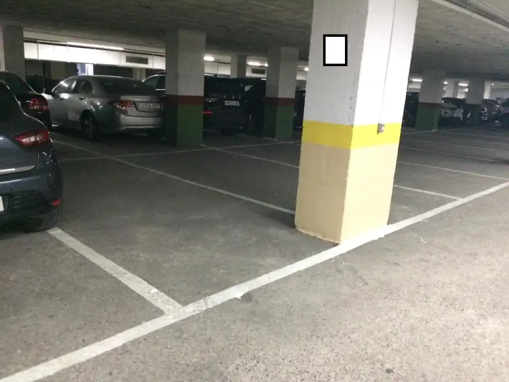 Parkplatz von Garage zum Verkauf in Córdoba