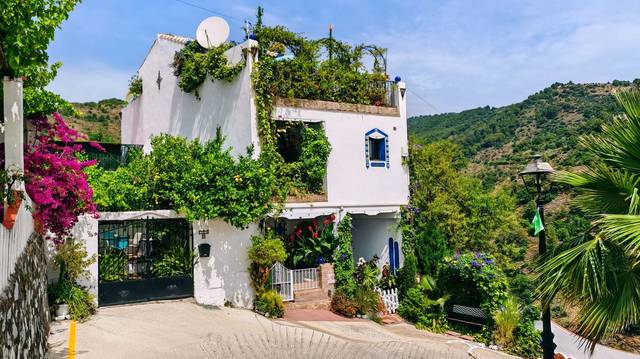 Casa adosada en Venta en Tolox