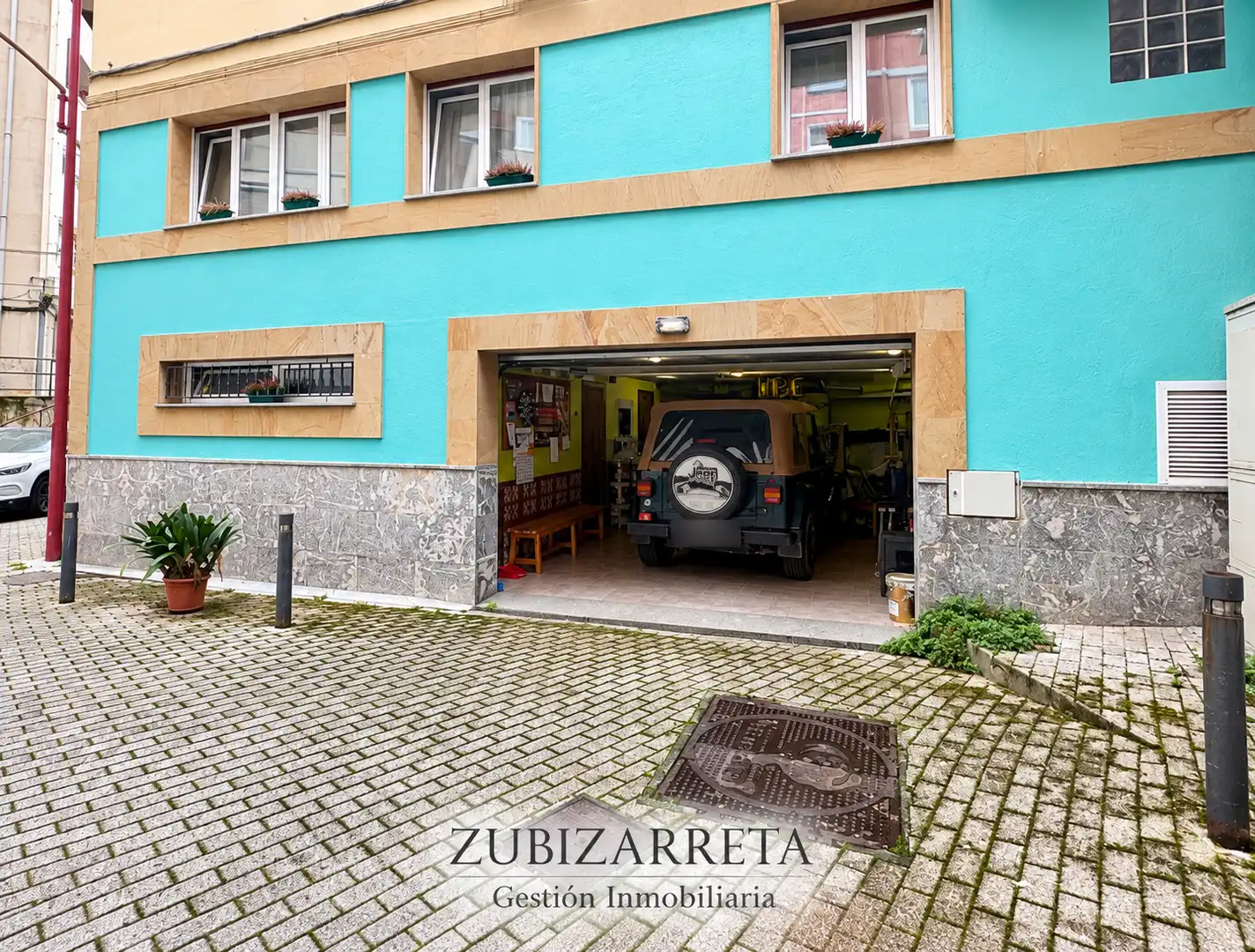 Parking of Duplexes for sale in Ermua, Bizkaia