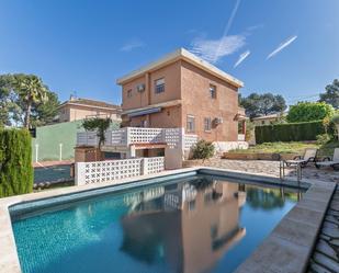 Swimming pool of House or chalet for sale in Paterna  with Private garden, Terrace and Swimming Pool