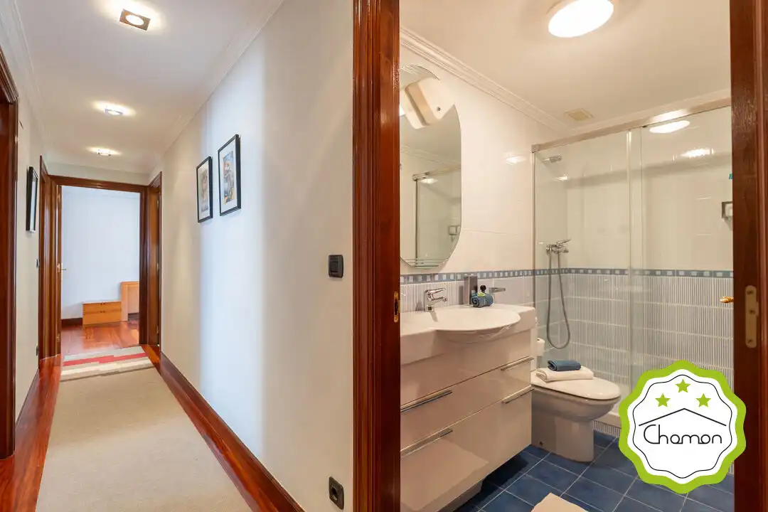 Flat with lift for sale in Centro Urbano - Hirigunea, imagen 12