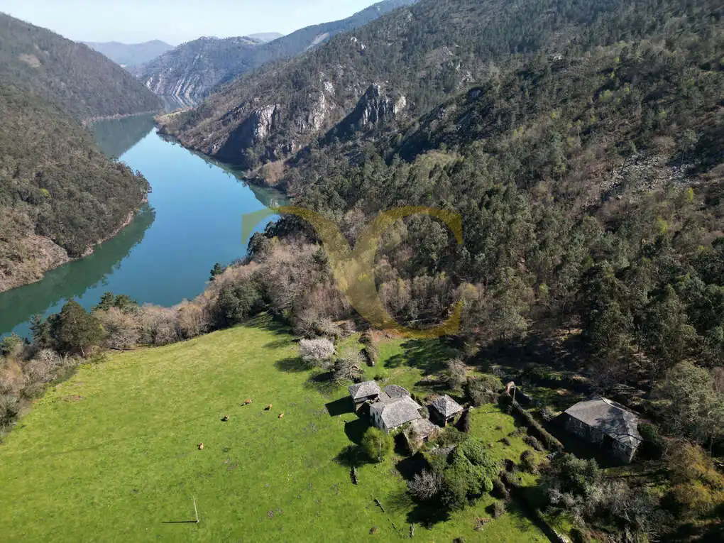 Casa o xalet en venda en Villayón amb Jardí privat