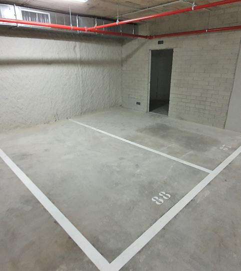 Photo 2 of Garage for rent in Carrer D'herrero, 28, Santa Eulàlia, L'Hospitalet de Llobregat