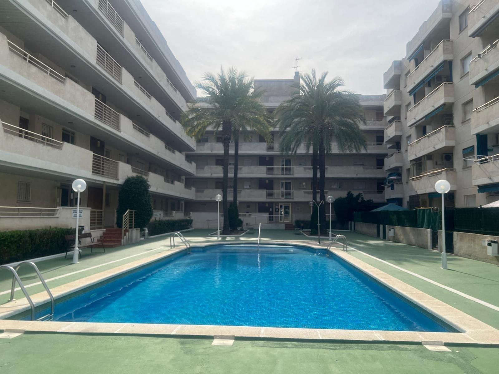 Swimming pool of Flat for sale in Vila-seca  with Air Conditioner, Heating and Terrace