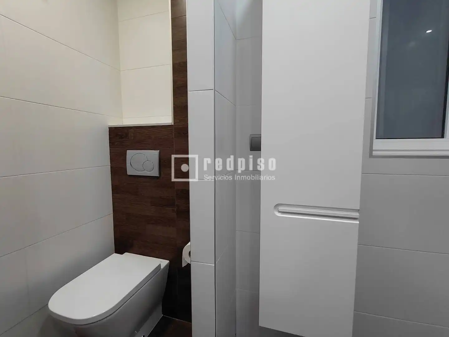 Baño de Piso de alquiler en Valencia con Aire acondicionado y Amueblado