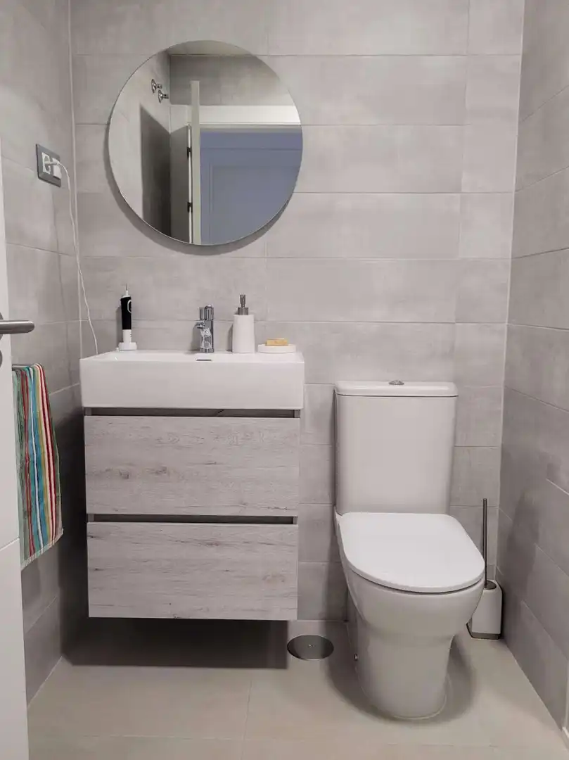 Baño de Ático en venta en Vélez-Málaga con Aire acondicionado, Piscina y Internet
