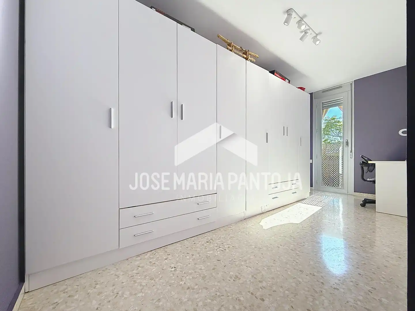 Habitación de Piso en venta en Jerez de la Frontera con Aire acondicionado, Jardín privado y Trastero