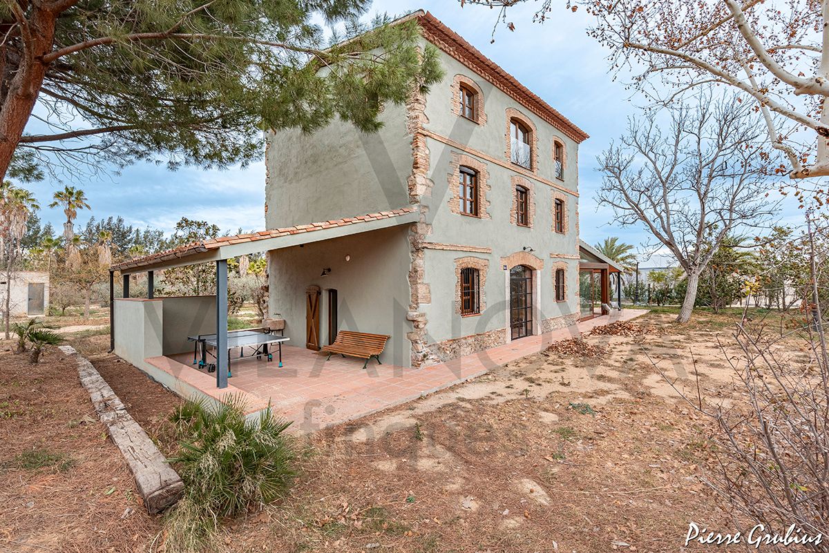 Vista exterior de Finca rústica en venta en Riudoms con Jardín privado, Terraza y Trastero