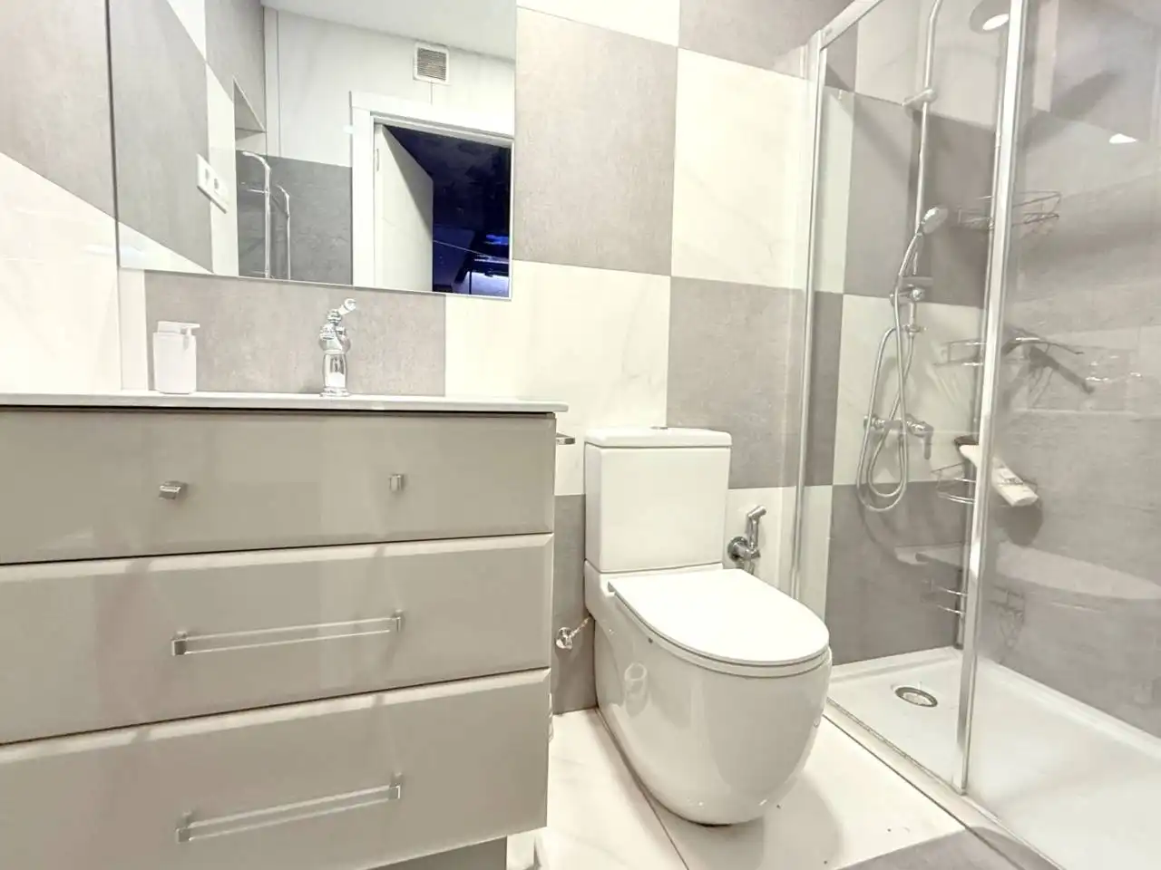 Bathroom of Houses for sale in Sant Celoni  with Air Conditioner, Heating and Private garden