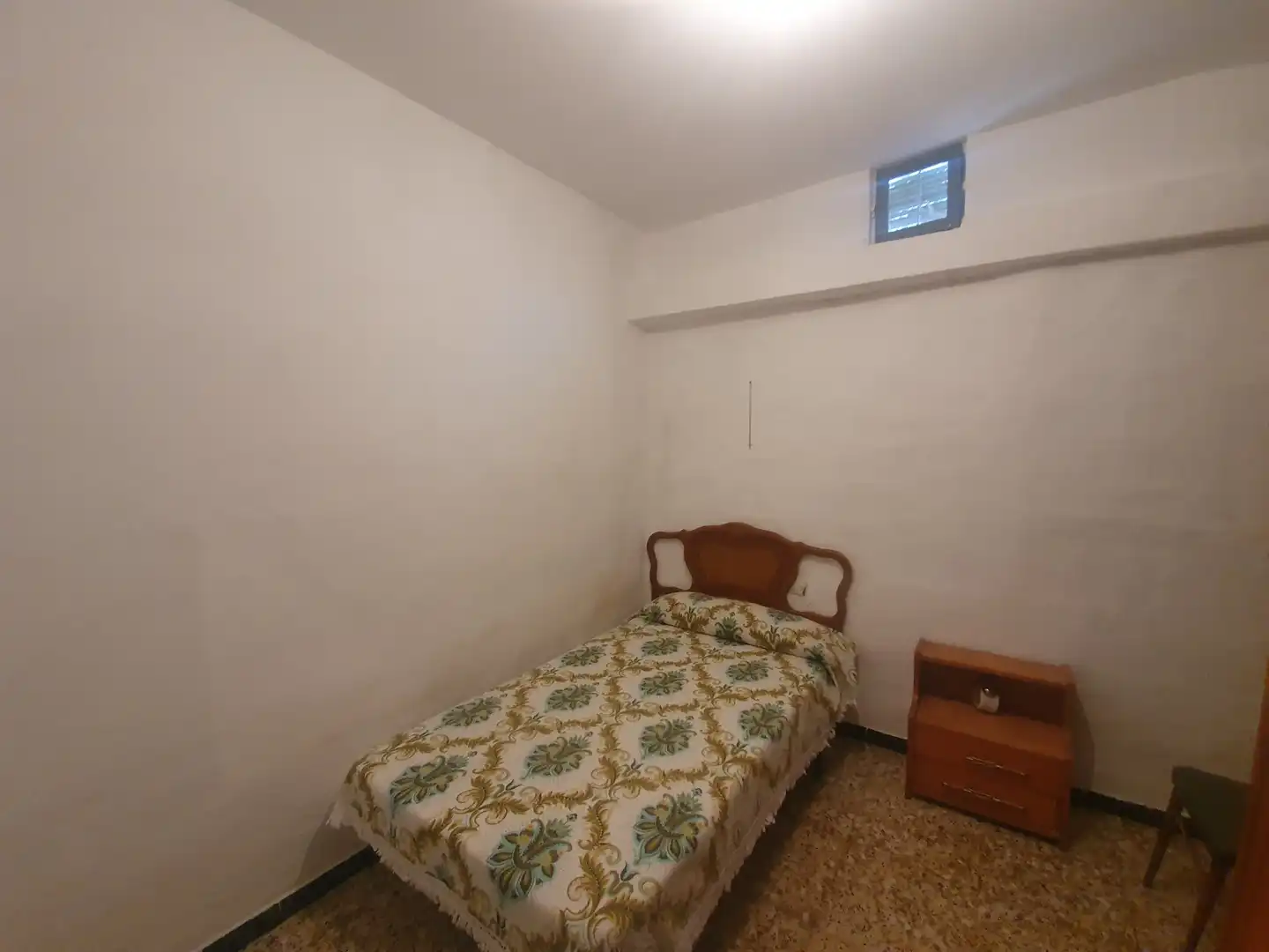Dormitori de Casa o xalet en venda en Guadix amb Jardí privat i Terrassa
