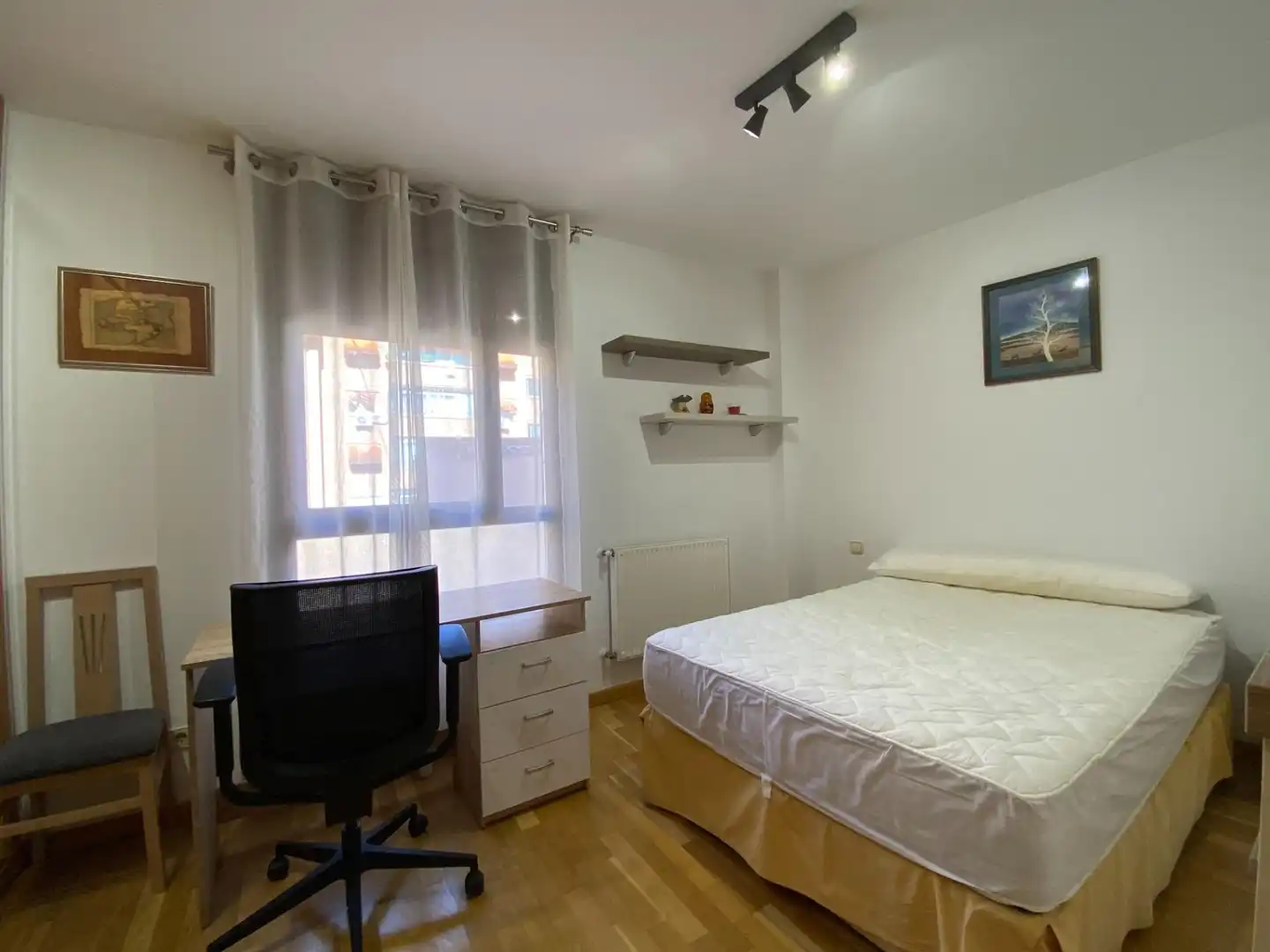 Habitación de Piso de alquiler en Madrid con Calefacción