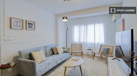 Foto 3 de Piso de alquiler en Na Rovella - Hermanos Maristas, Valencia Capital