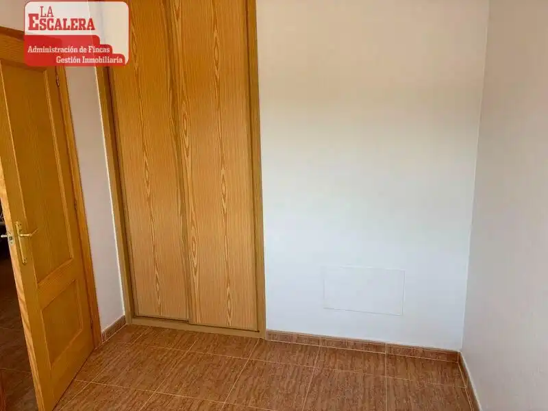 Schlafzimmer von Einfamilien-Reihenhaus zur Miete in Castalla