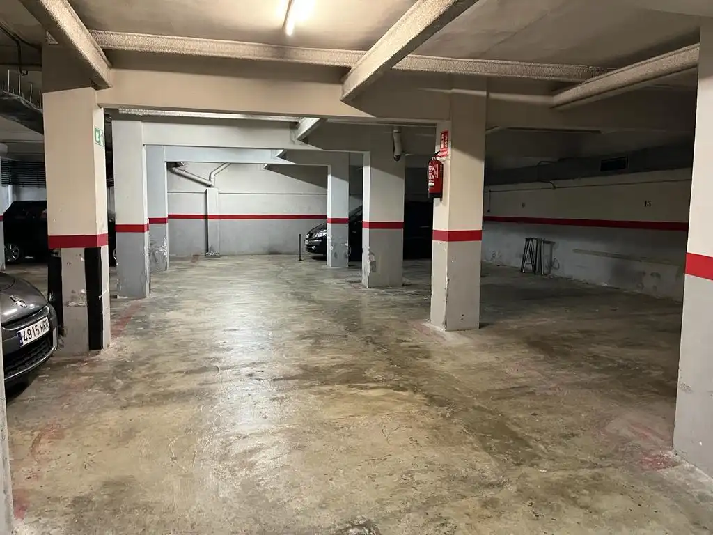 Einzelparkplatz zur Miete in Centre, imagen 3