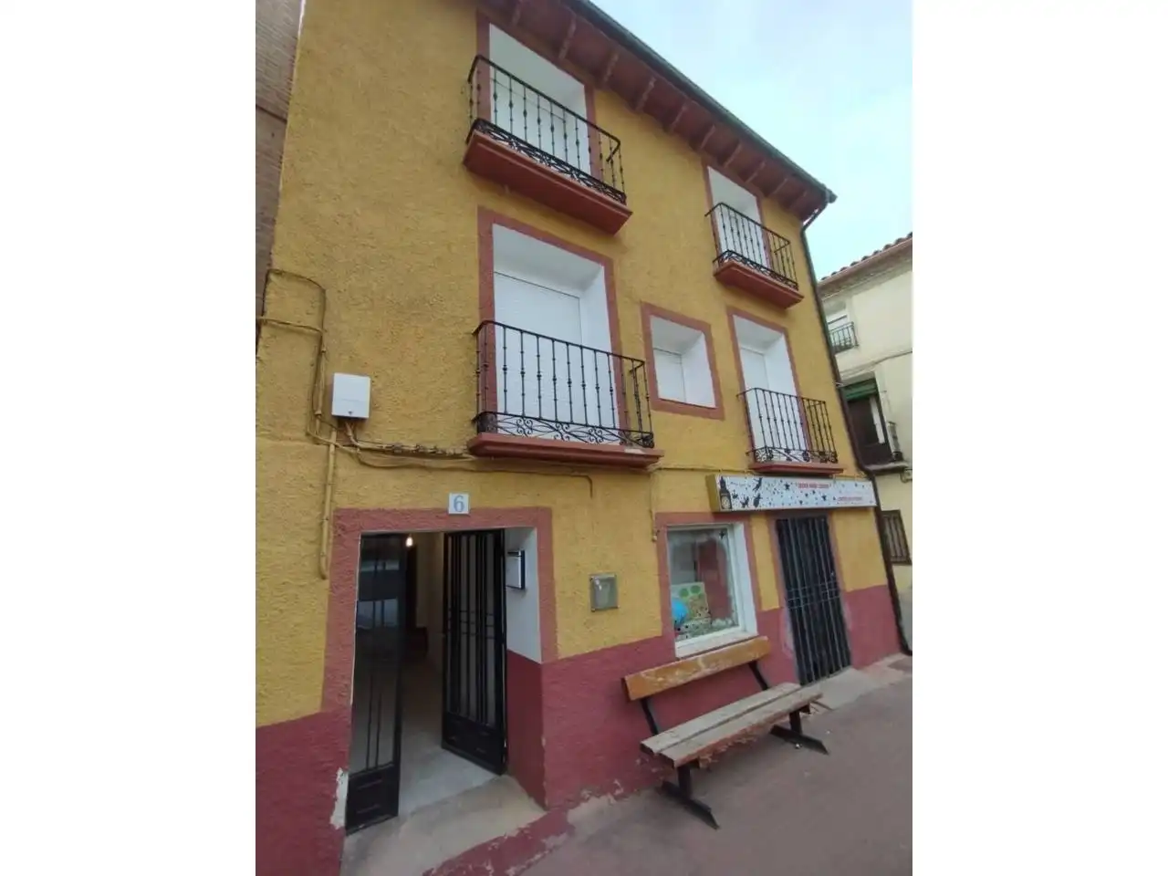 Casa en venta en Calle Plaza de Joaquín Costa 8, imagen 2