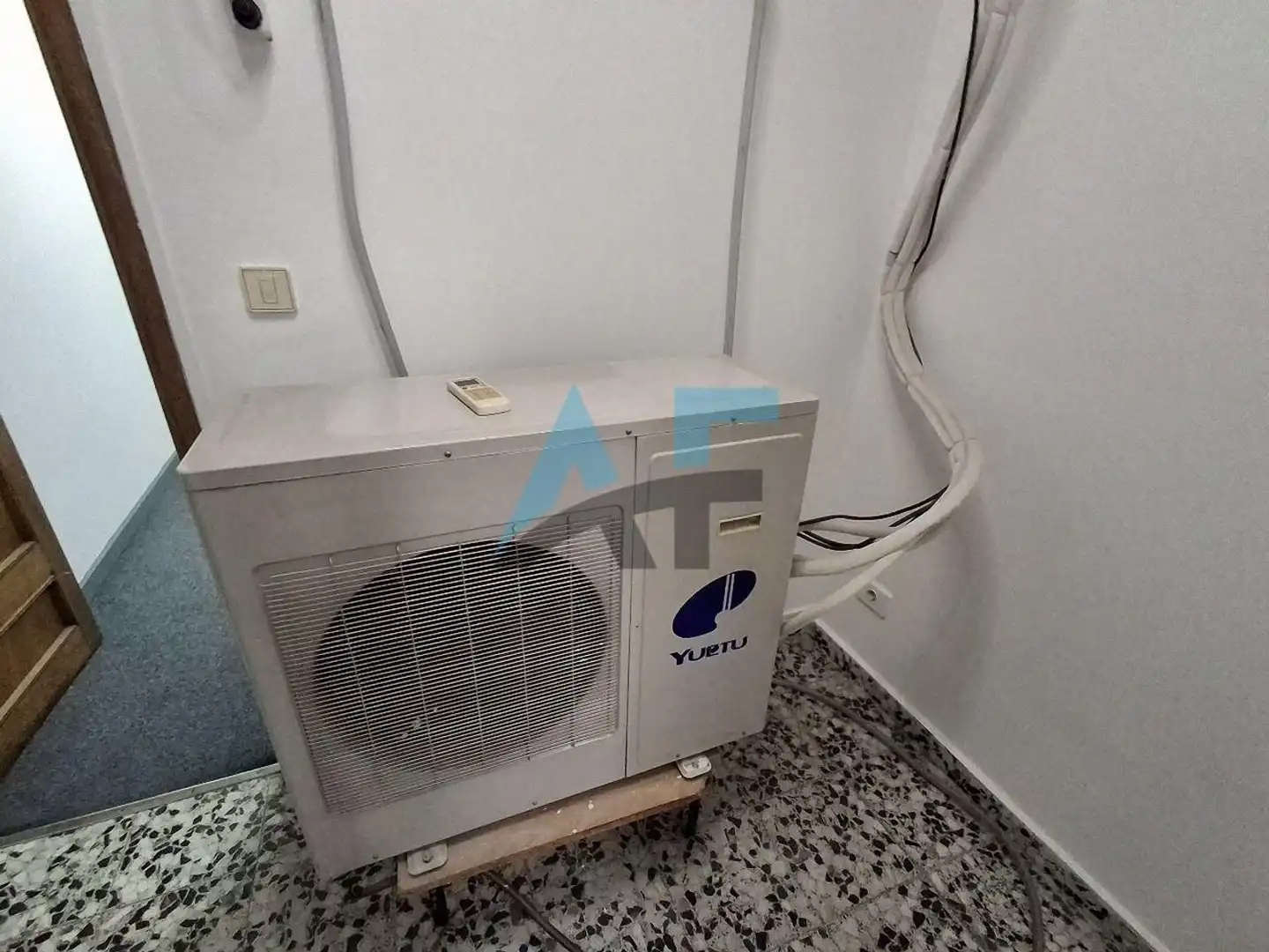 Terraza de Oficina de alquiler en Ourense Capital  con Calefacción