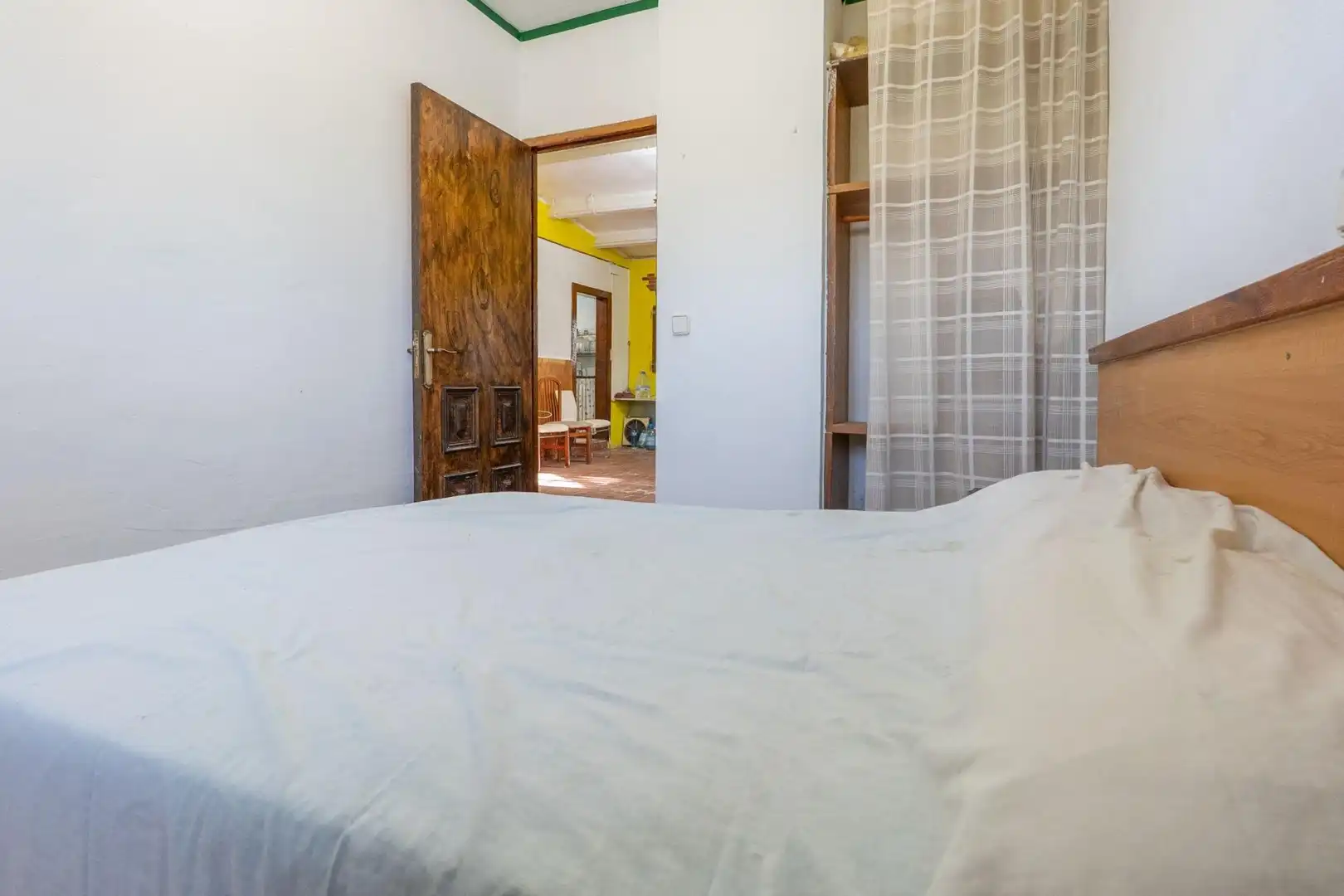 Dormitori de Casa o xalet en venda en Deltebre amb Jardí privat i Piscina