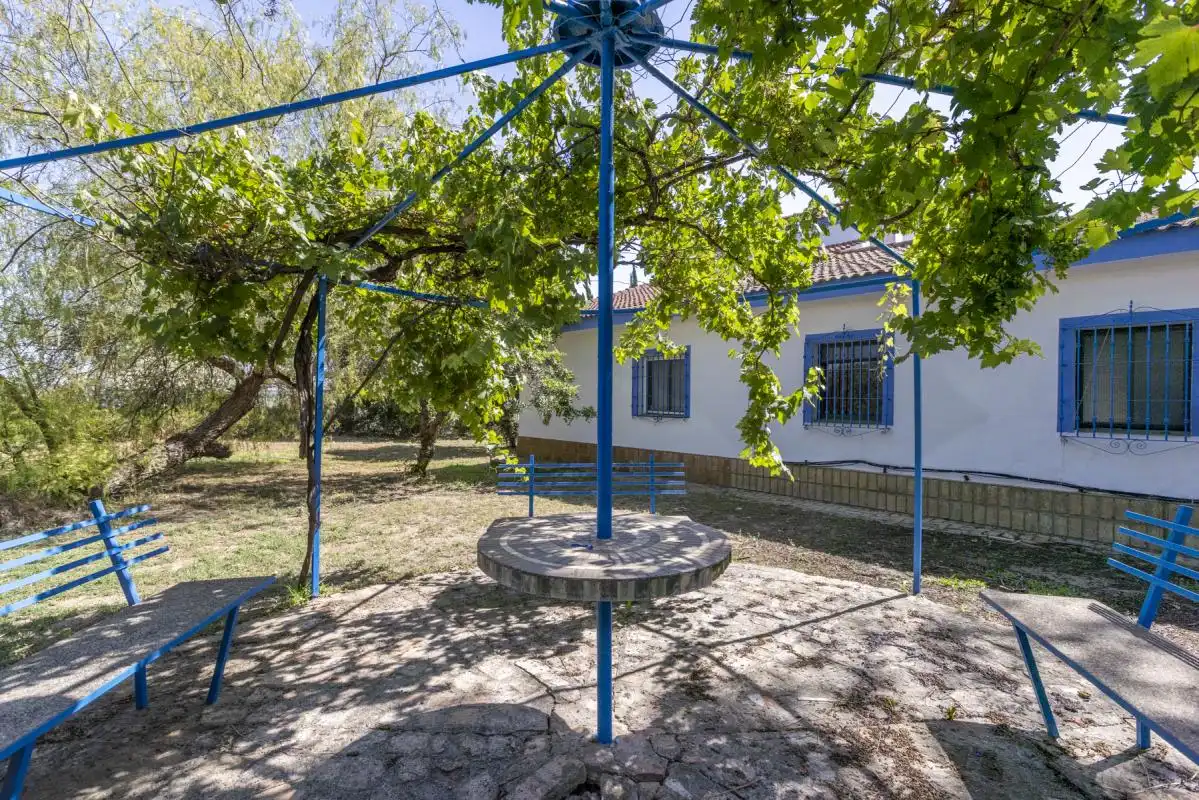 Garten von Haus oder Chalet zum Verkauf in Bollullos de la Mitación mit Klimaanlage, Heizung und Privatgarten