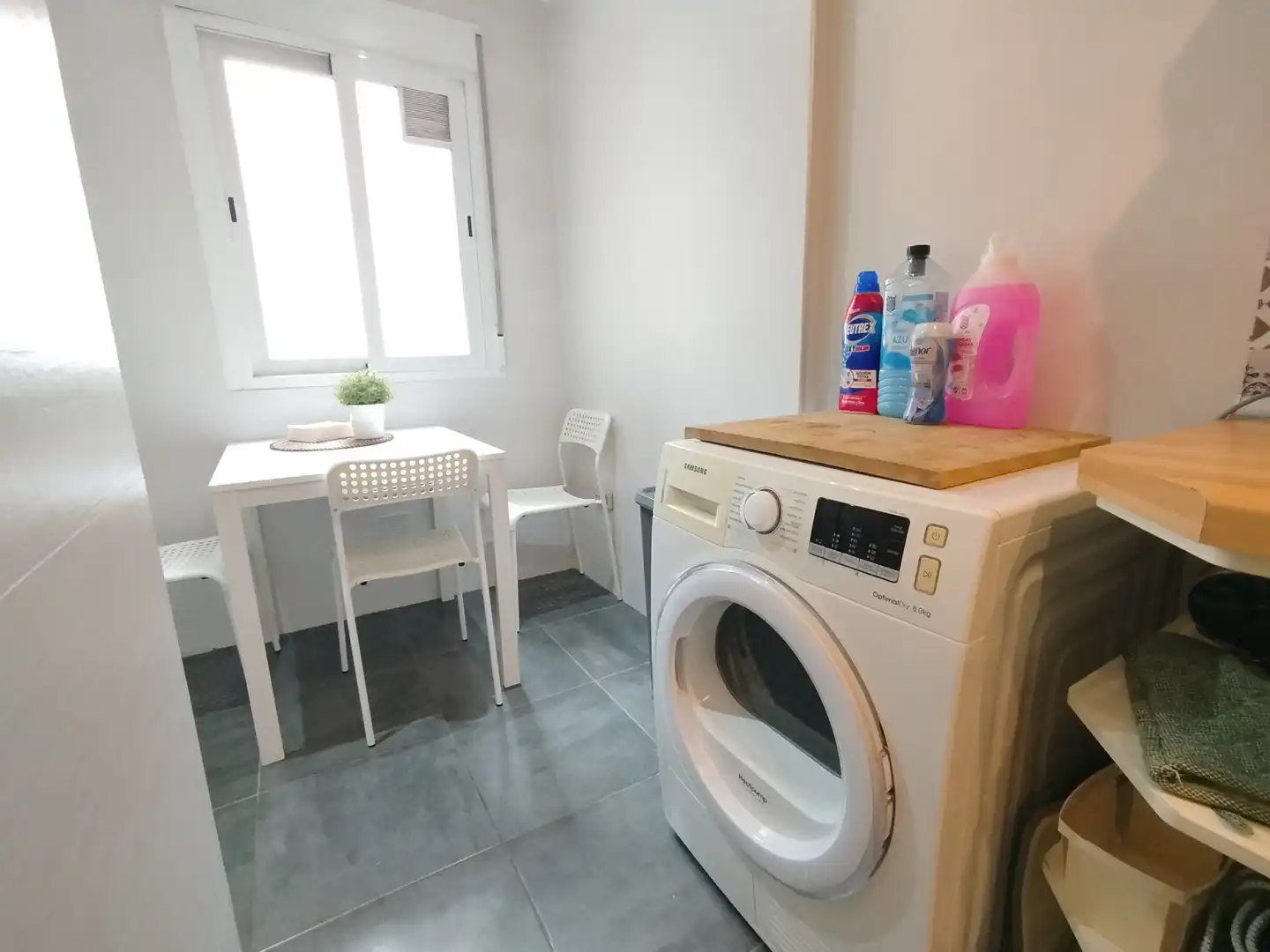 Bedroom of Flat for share in Madrid  with Heating, Furnished and Oven