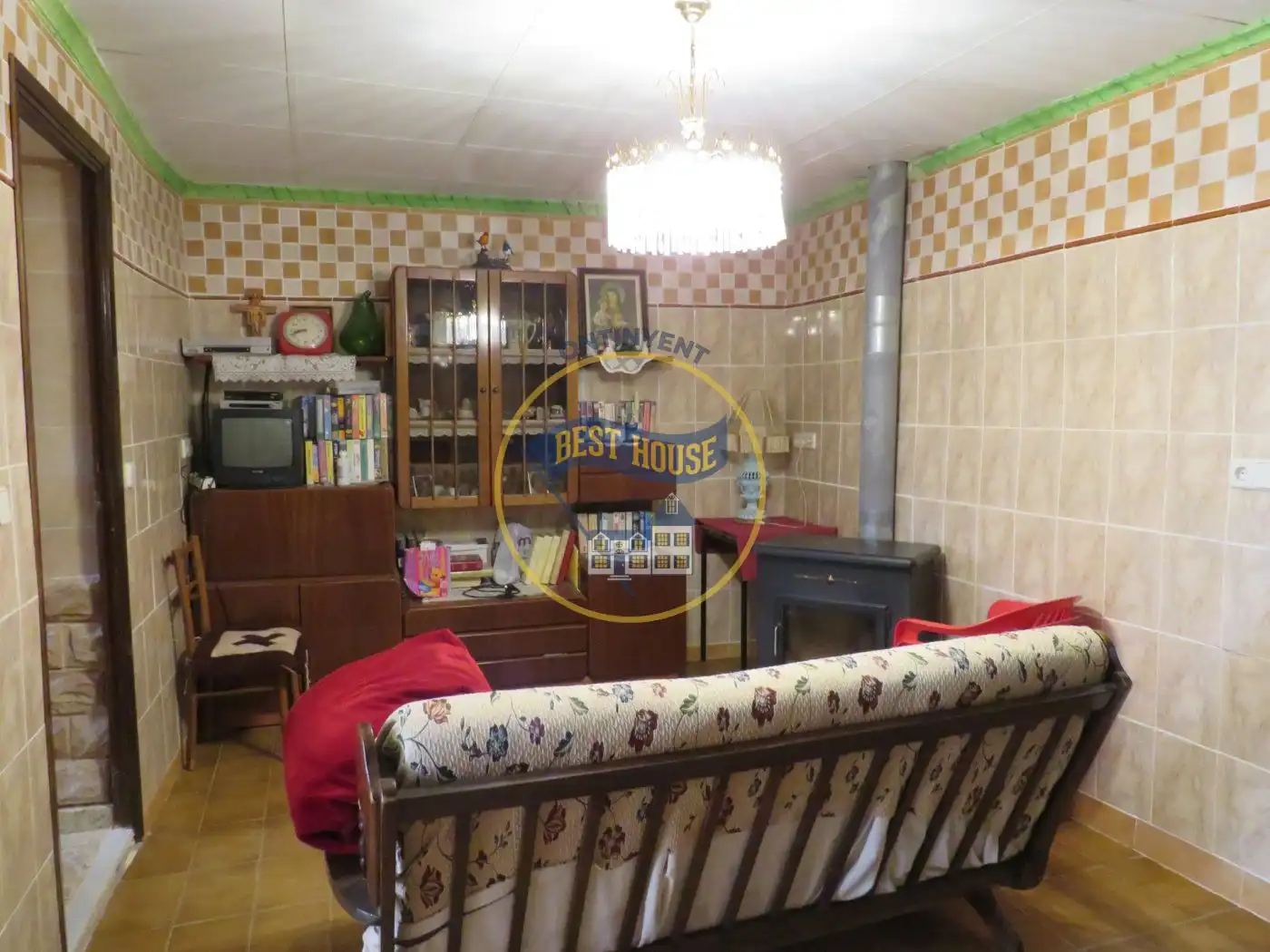 Houses for sale in Montesa  with Terrace and Furnished