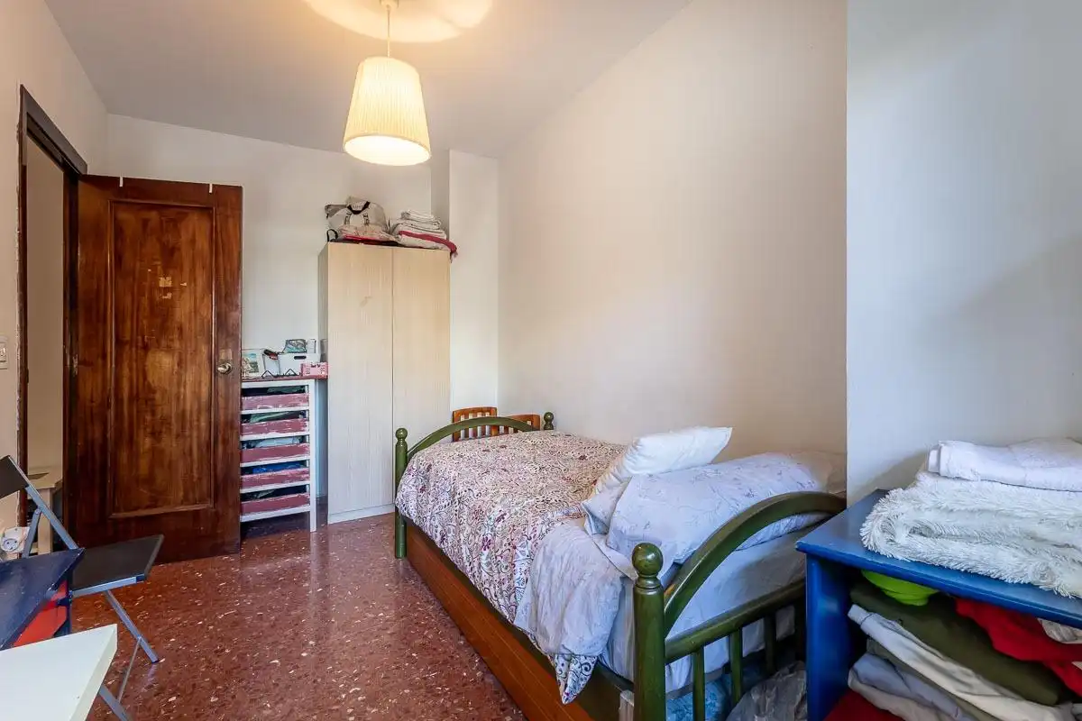 Habitación de Piso en venta en Jaén