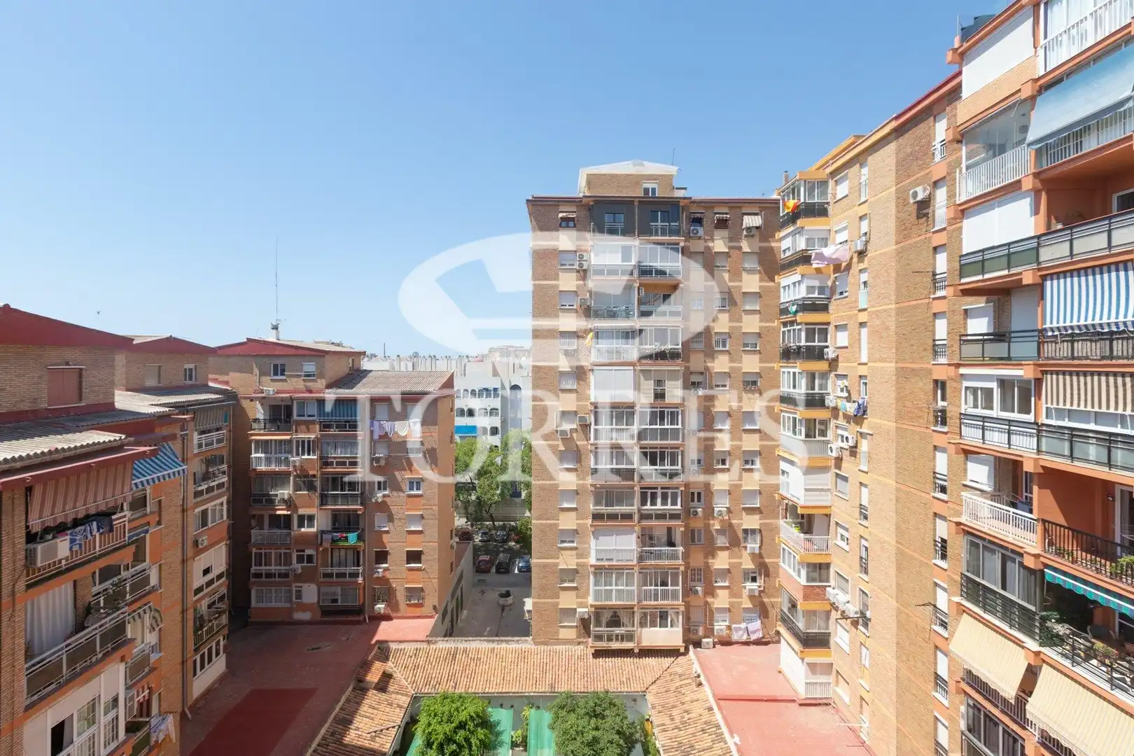Piso en venta en FERNAN NUÑEZ, 4, Parque Ayala - Jardín de la Abadía - Huelín