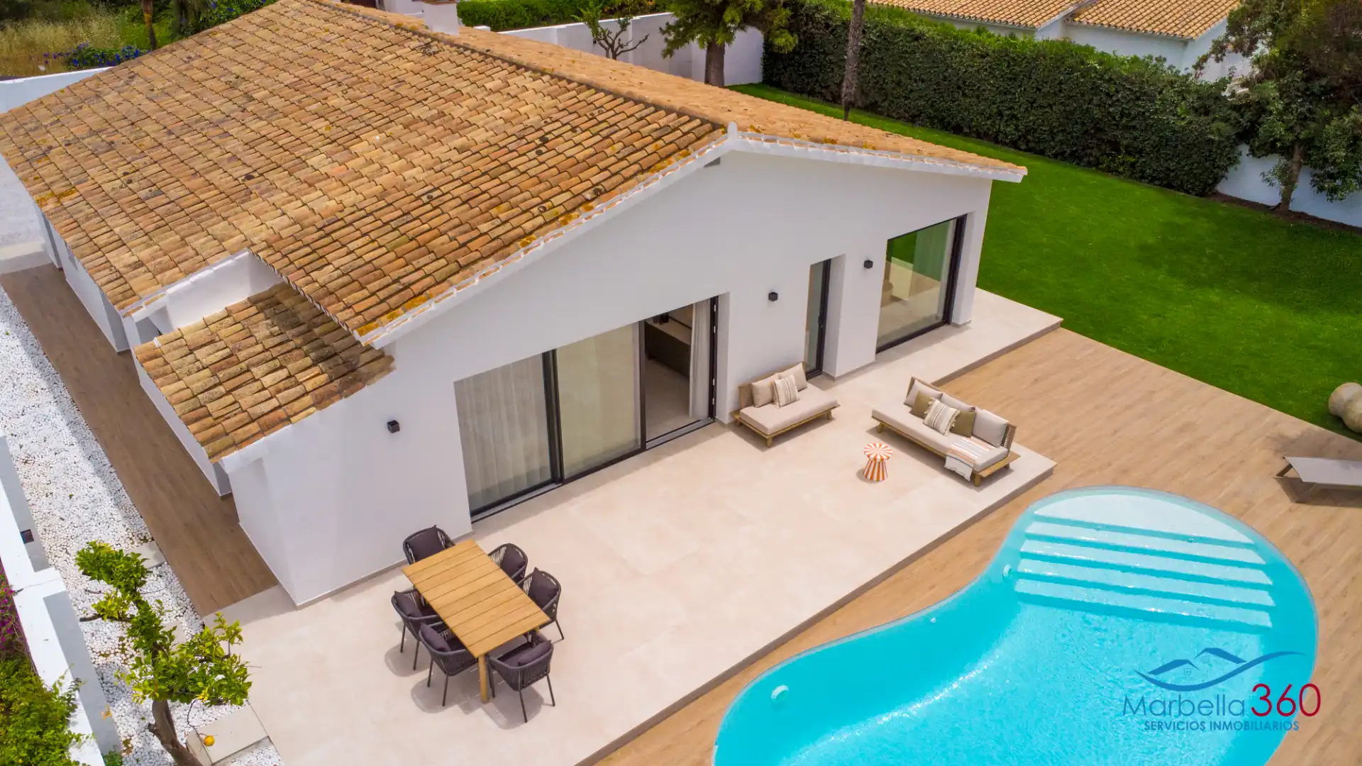 Terraza de Casa o chalet en venta en Estepona con Aire acondicionado, Calefacción y Jardín privado