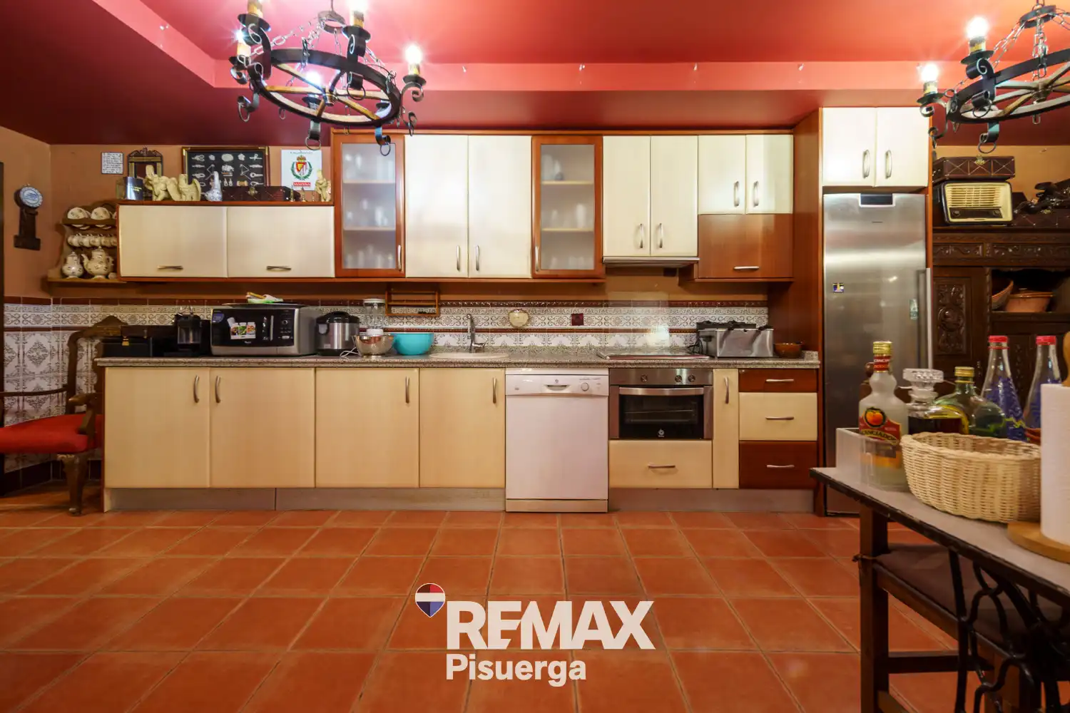 Cocina de Casa o chalet en venta en Laguna de Duero con Aire acondicionado, Calefacción y Jardín privado