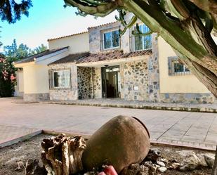 Vista exterior de Casa o xalet en venda en Alicante / Alacant amb Aire condicionat, Calefacció i Jardí privat