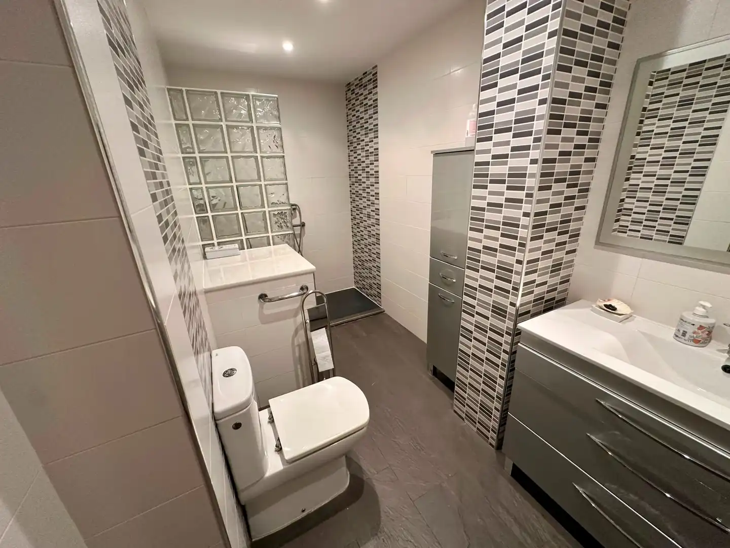 Wohnung mit Aufzug zum Verkauf in Calle Antonio Hernández