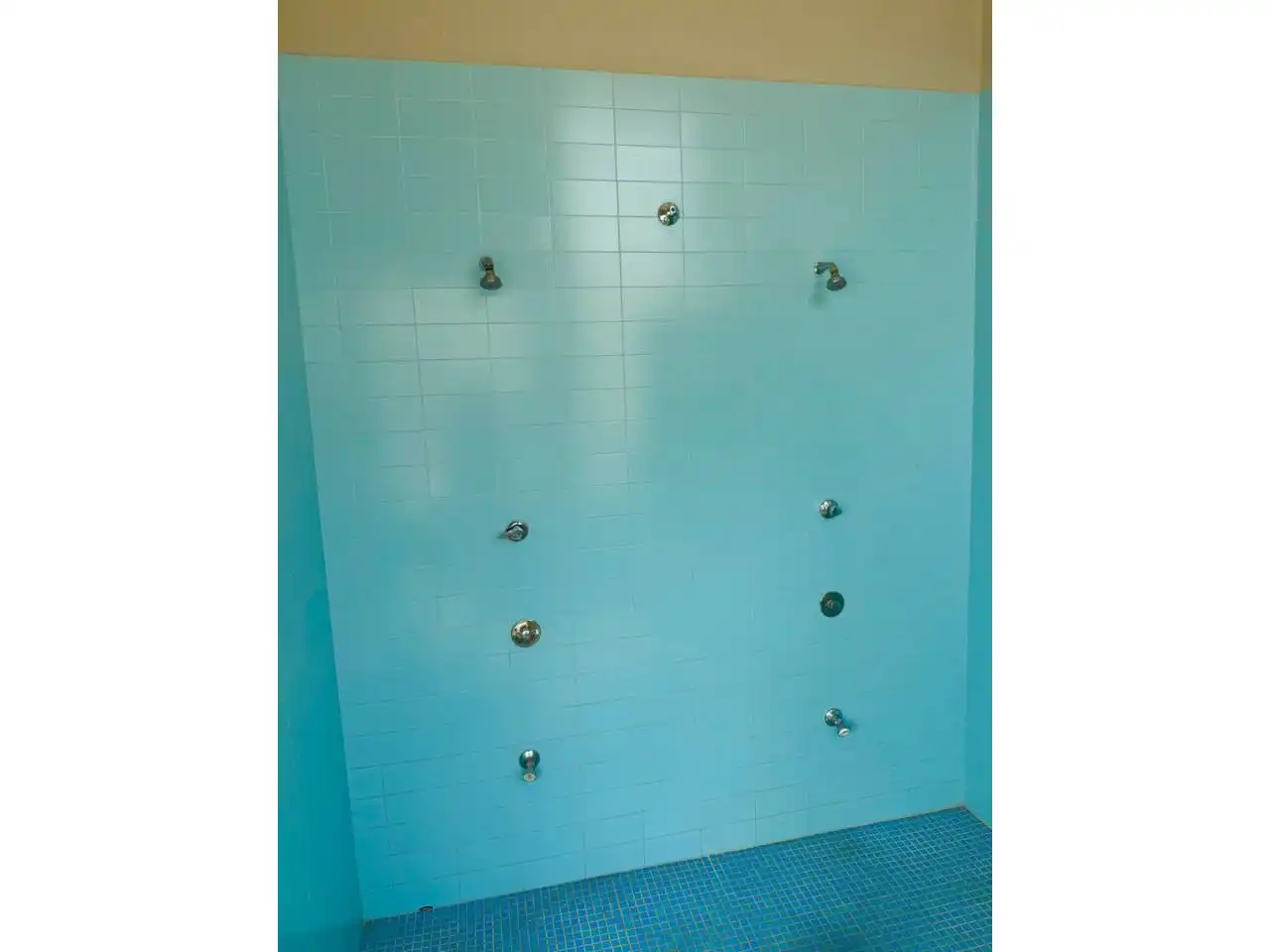 Baño de Piso en venta en Cartagena con Amueblado y Balcón