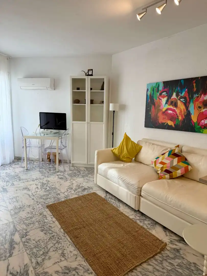 Sala d'estar de Pis de lloguer en Eivissa amb Aire condicionat, Calefacció i Terrassa