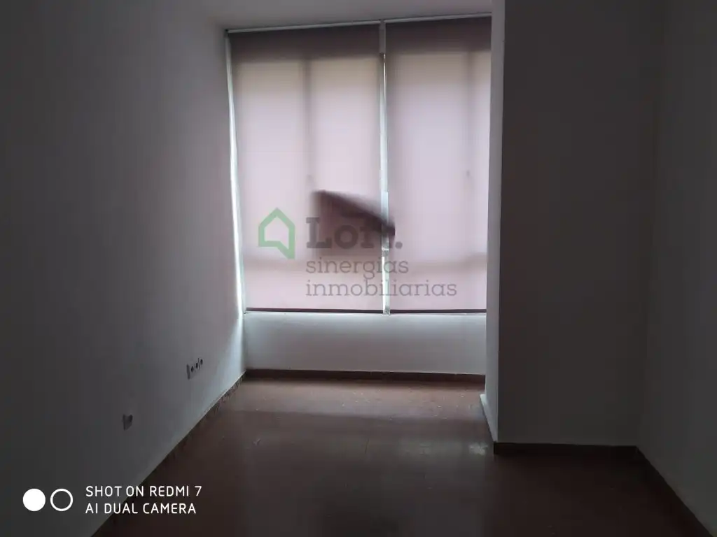 Office space with lift to rent in Calle Obispo San Juan de Ribera, imagen 6