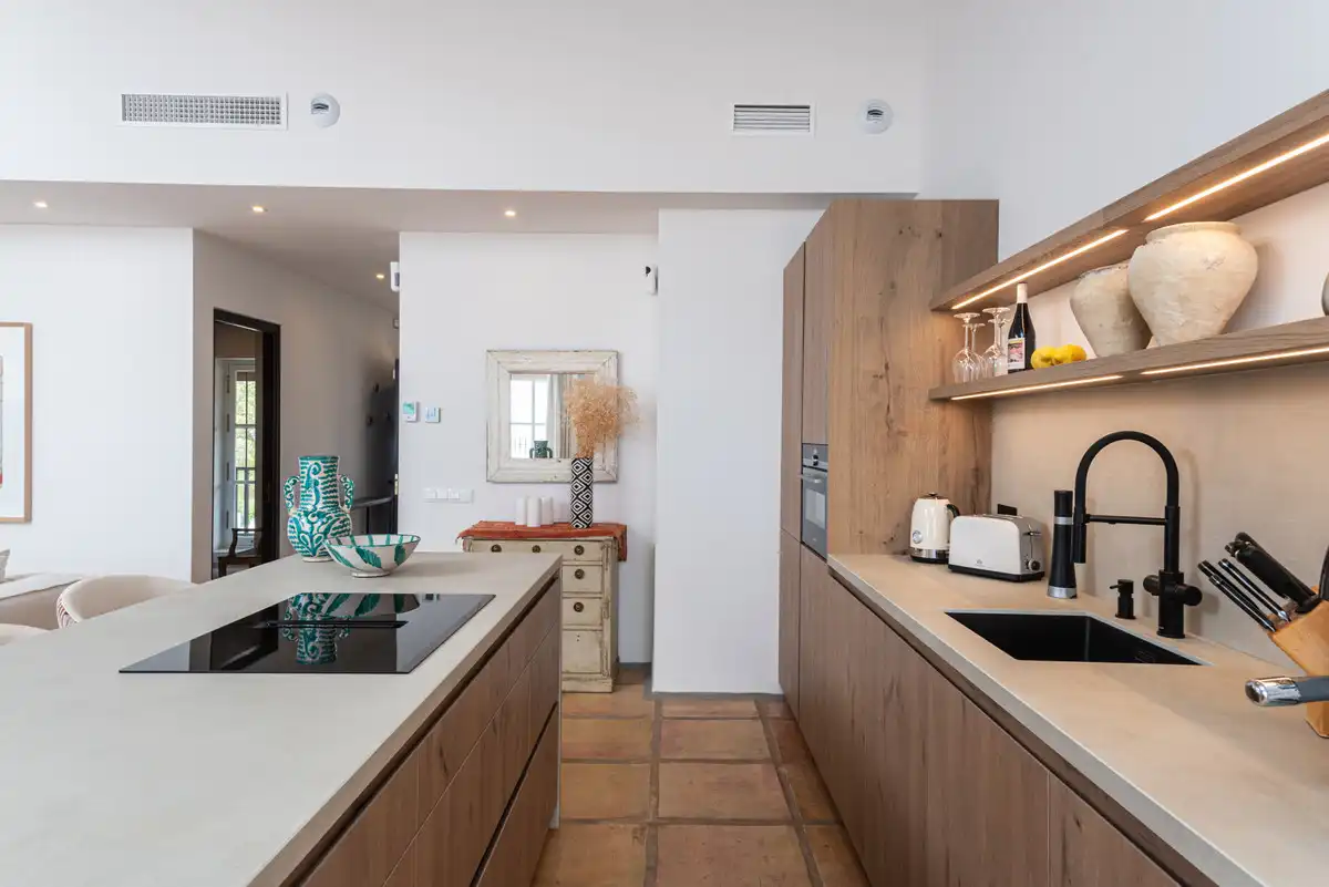 Cocina de Edificio en venta en Fuengirola con Alarma