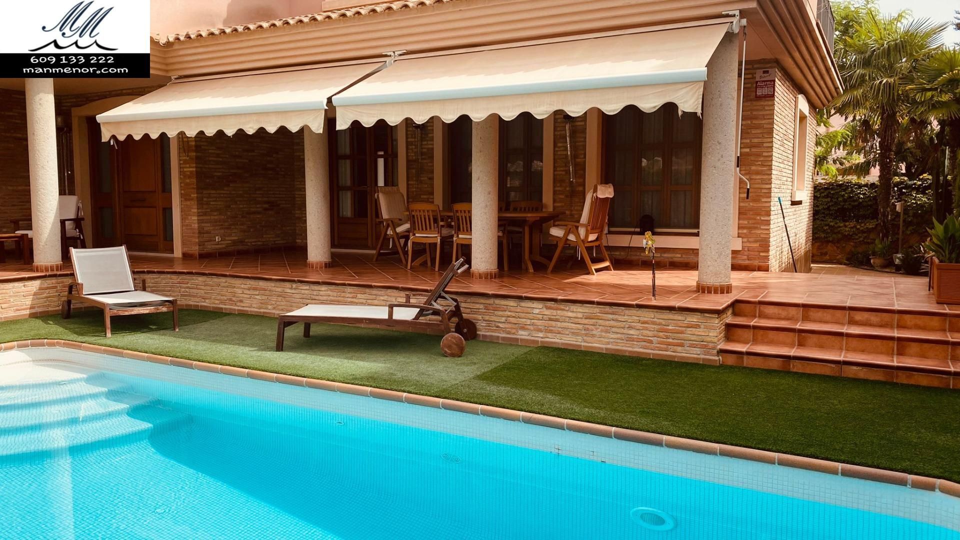 Swimming pool of House or chalet for sale in Los Alcázares  with Air Conditioner, Heating and Private garden
