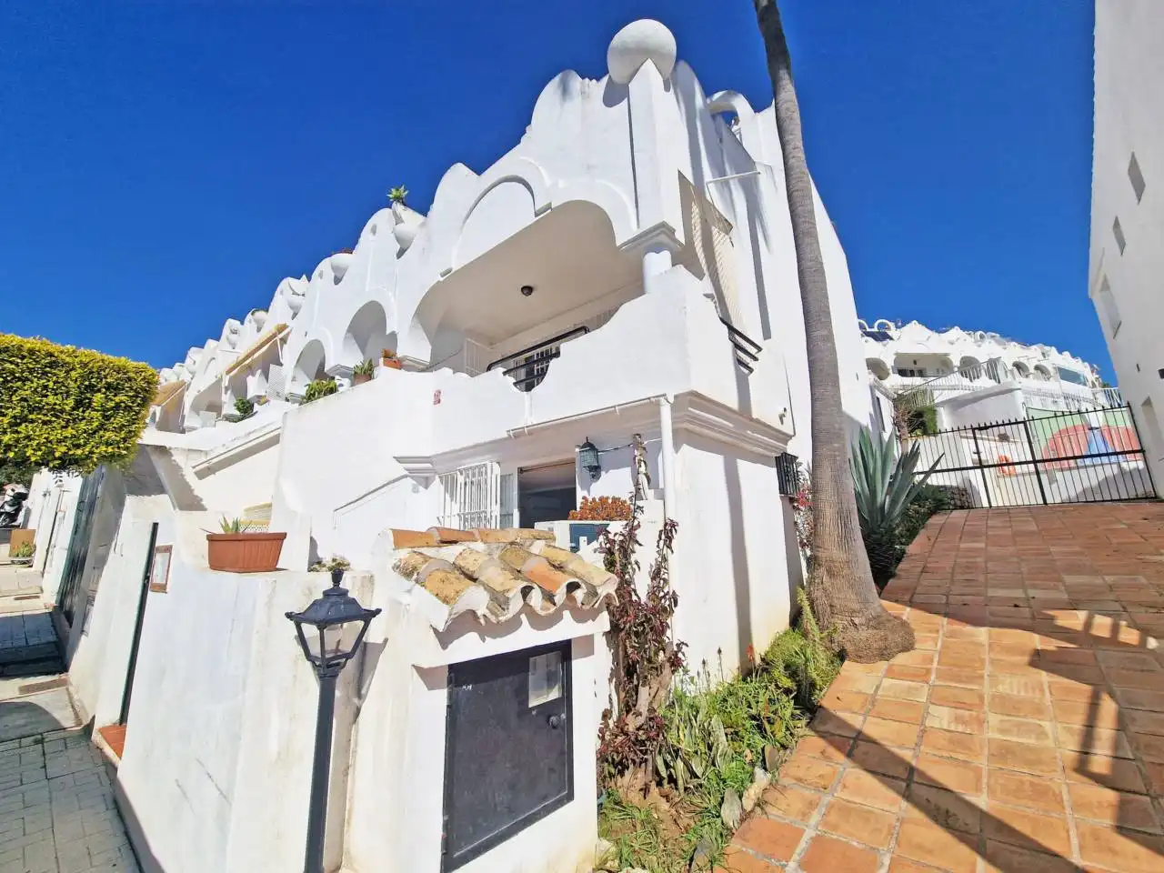 Vivienda con piscina en venta en Elviria - Cabopino, imagen 2